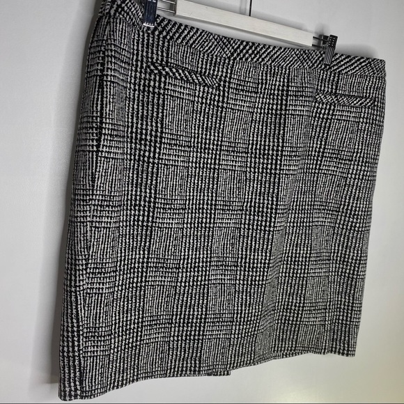 Talbots Woman Petites Black&White Glen Plaid Skirt - Picture 12 of 13